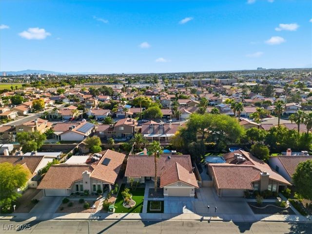 7429 Radville Drive, Las Vegas, NV 89129