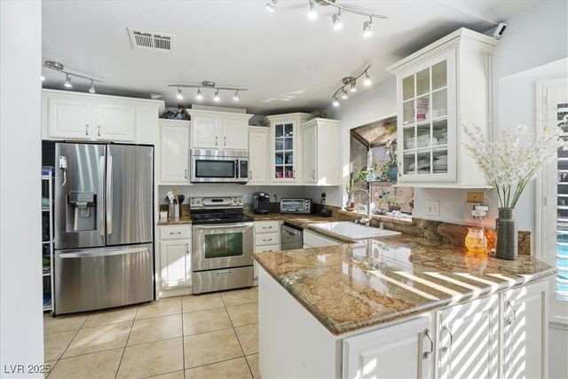 7429 Radville Drive, Las Vegas, NV 89129