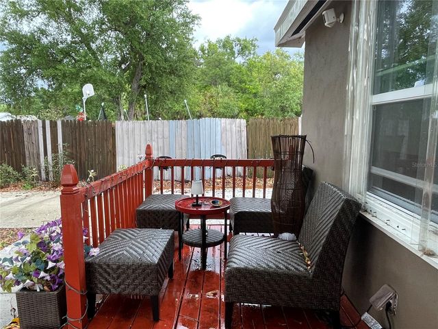 8002 48TH AVENUE N, St Petersburg, FL 33709