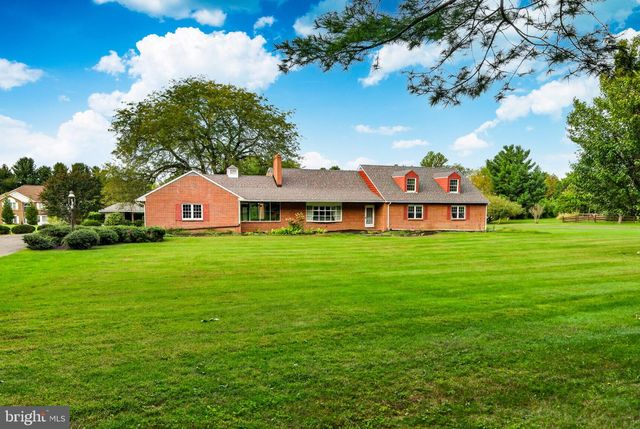 1591 MIDDLETOWN RD, Gradyville, PA 19039