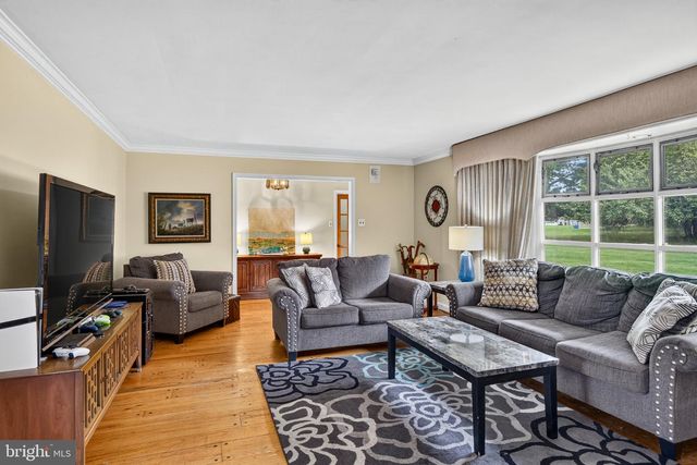1591 MIDDLETOWN RD, Gradyville, PA 19039
