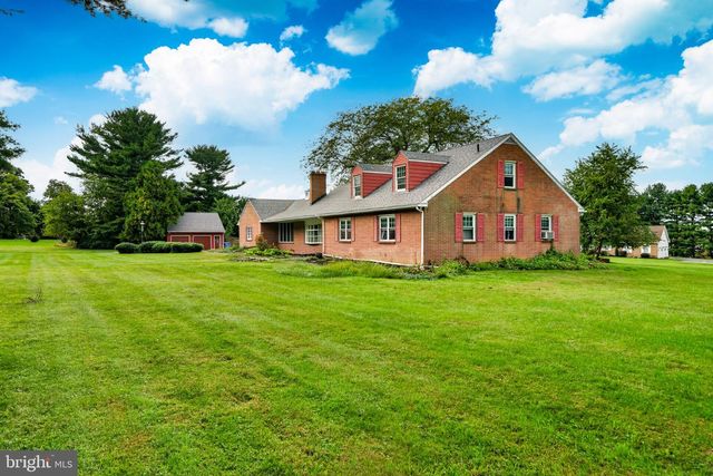 1591 MIDDLETOWN RD, Gradyville, PA 19039