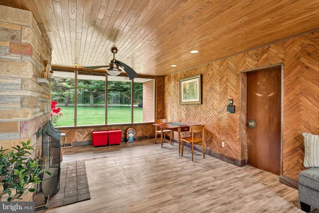 1591 MIDDLETOWN RD, Gradyville, PA 19039