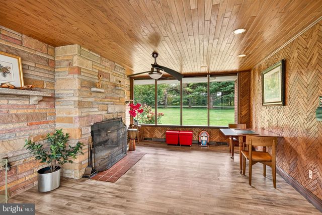 1591 MIDDLETOWN RD, Gradyville, PA 19039