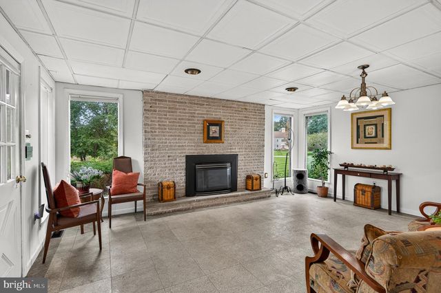 1591 MIDDLETOWN RD, Gradyville, PA 19039