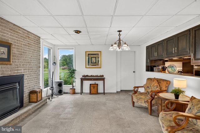 1591 MIDDLETOWN RD, Gradyville, PA 19039