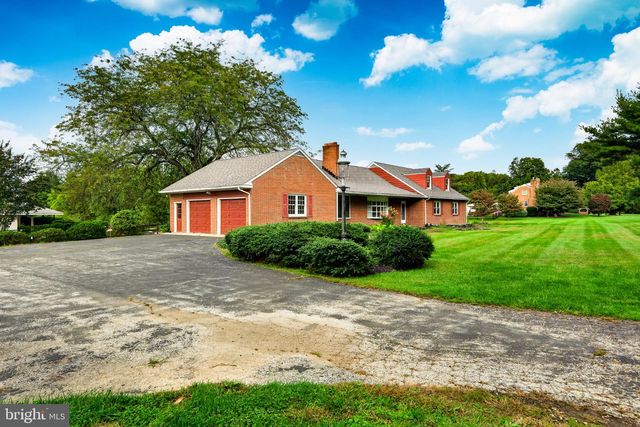 1591 MIDDLETOWN RD, Gradyville, PA 19039
