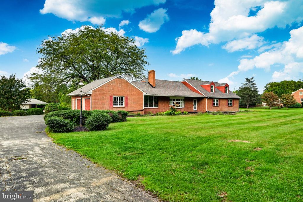 1591 MIDDLETOWN RD, Gradyville, PA 19039 — photo 5