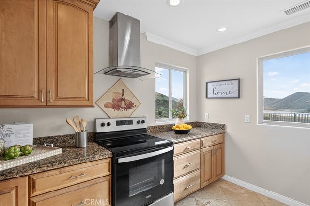 20227 Ash Lane, Escondido, CA 92029