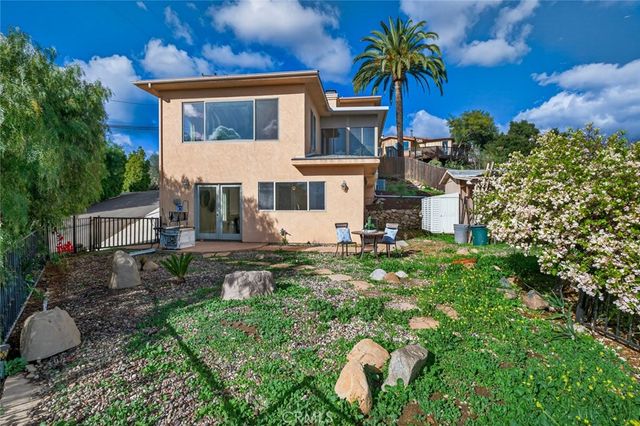 20227 Ash Lane, Escondido, CA 92029