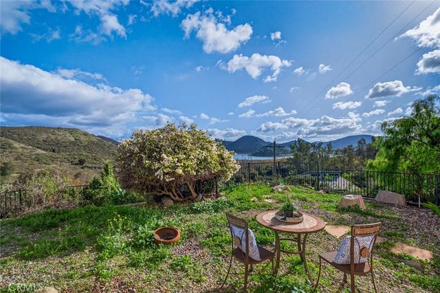 20227 Ash Lane, Escondido, CA 92029