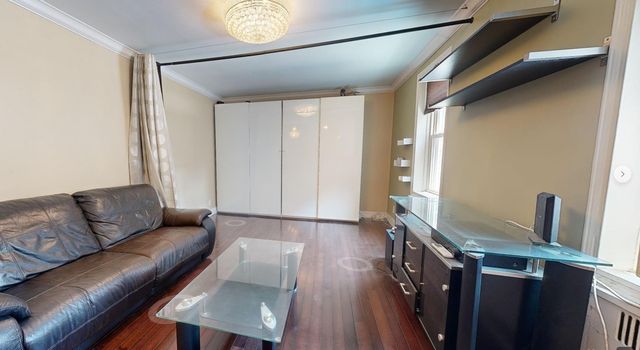 9410 64 Road B6, Rego Park, NY 11374