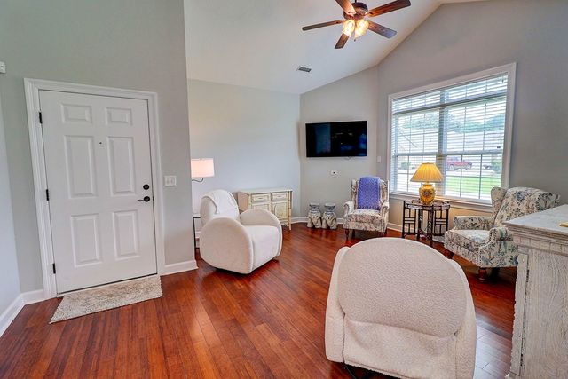 310-1 Hidden Creek Landing, Dothan, AL 36301