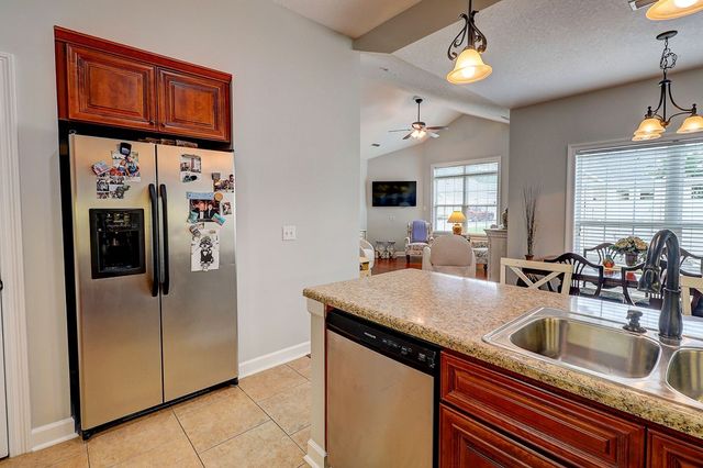 310-1 Hidden Creek Landing, Dothan, AL 36301