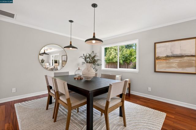464 Saint Francis Dr, Danville, CA 94526
