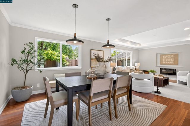 464 Saint Francis Dr, Danville, CA 94526