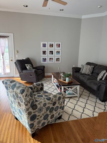 208 Wimberly Drive, Scottsboro, AL 35769