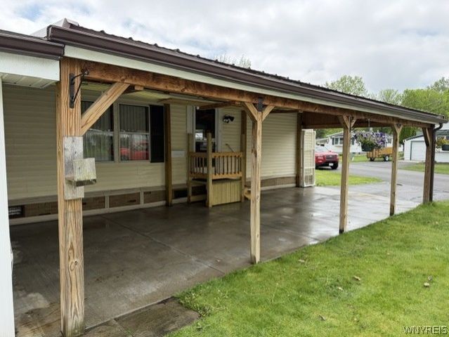13 Lorraine Place, West Seneca, NY 14224