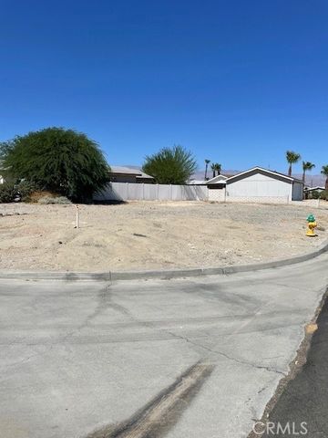 33570 Walton Circle, Thousand Palms, CA 92276