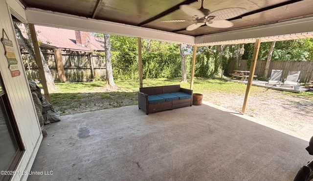 12317 Locke Place, Ocean Springs, MS 39564