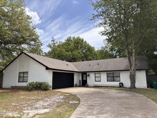12317 Locke Place, Ocean Springs, MS 39564