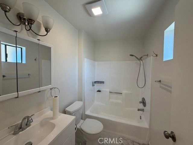 9961 Marcus Avenue 2, Tujunga, CA 91042