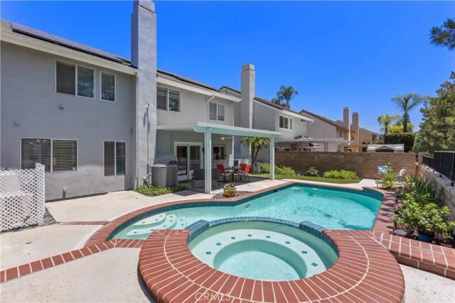 28102 Virginia, Mission Viejo, CA 92692