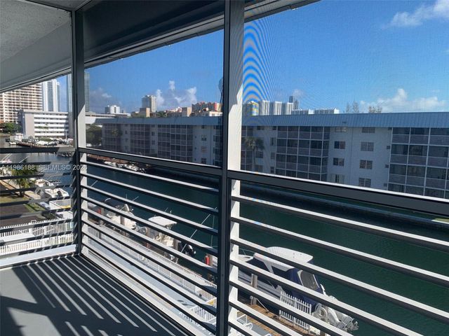 3750 NE 170th St 410, North Miami Beach, FL 33160