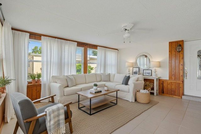 2646 12th Avenue, Vero Beach, FL 32960