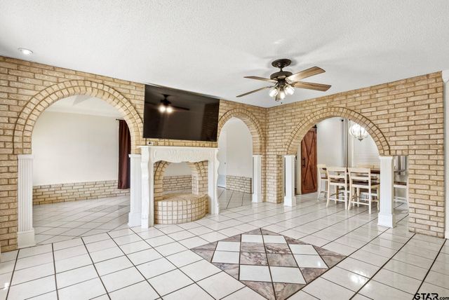 1501 Austin Dr., Tyler, TX 75701