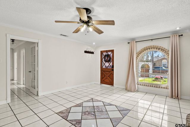 1501 Austin Dr., Tyler, TX 75701