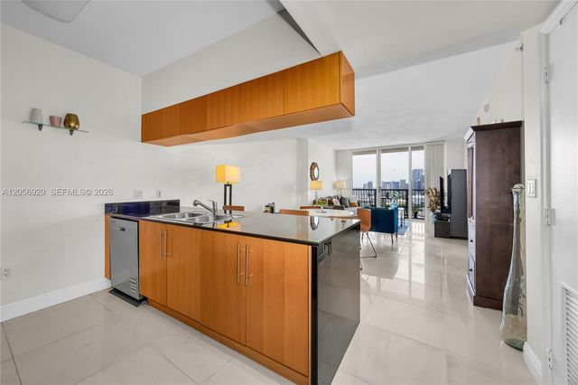 1750 N Bayshore Drive 3310, Miami, FL 33132