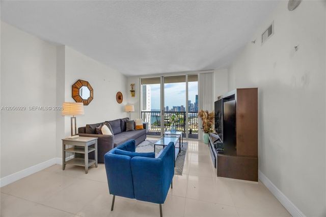 1750 N Bayshore Drive 3310, Miami, FL 33132