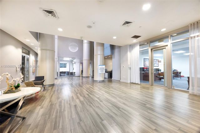 1750 N Bayshore Drive 3310, Miami, FL 33132