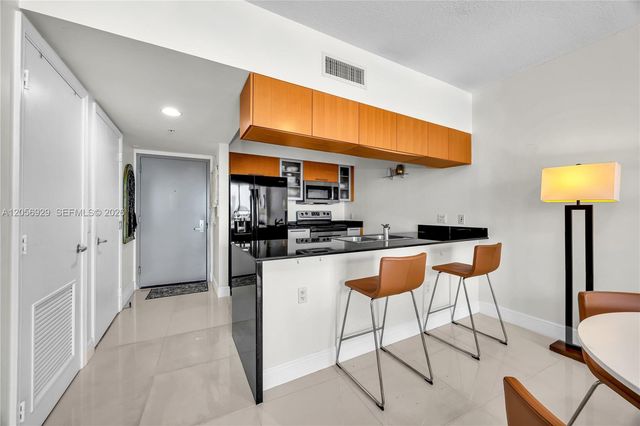 1750 N Bayshore Drive 3310, Miami, FL 33132