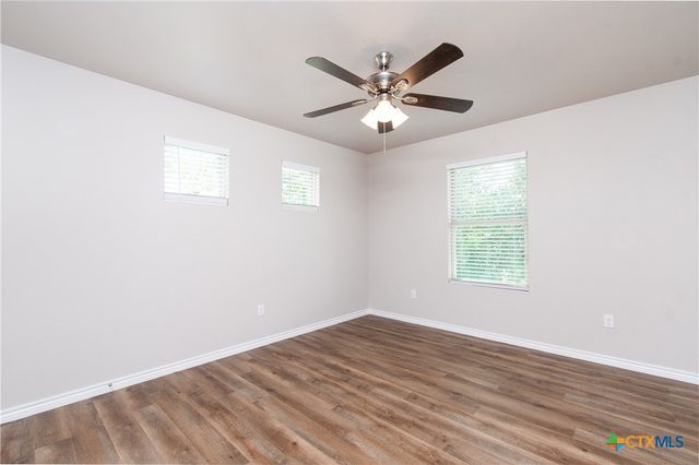 2361 S Wall Street A, Belton, TX 76513