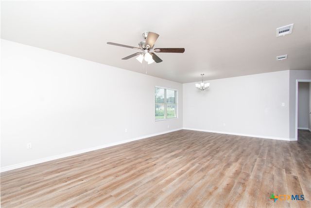 2361 S Wall Street A, Belton, TX 76513