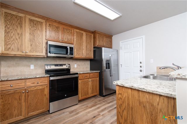 2361 S Wall Street A, Belton, TX 76513