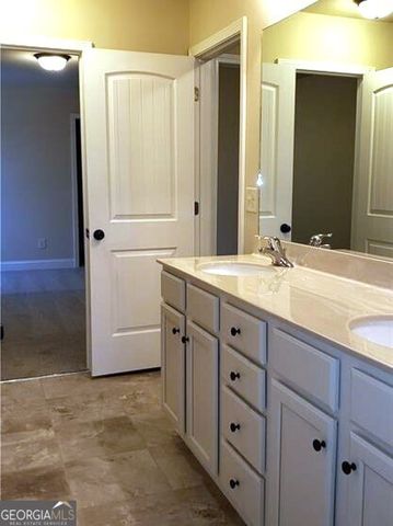 1006 Lakeview Oaks Court 24-B, Grayson, GA 30017