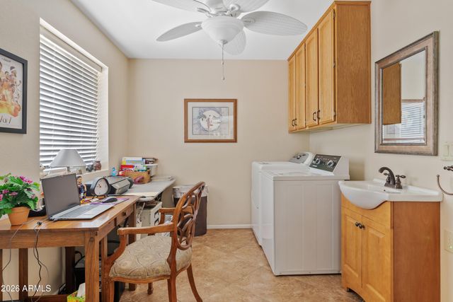 7713 E Navarro Avenue, Mesa, AZ 85209