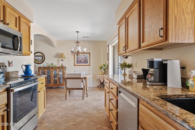 7713 E Navarro Avenue, Mesa, AZ 85209