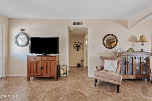7713 E Navarro Avenue, Mesa, AZ 85209