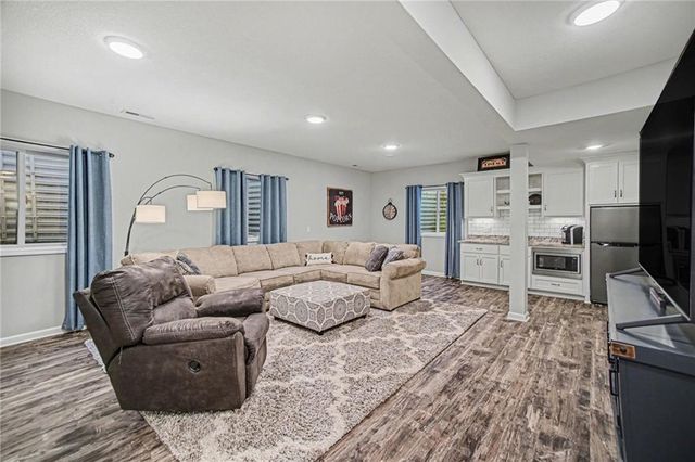 3630 N 112th Street, Kansas City, KS 66109