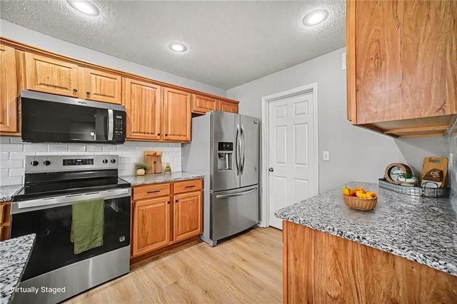 3630 N 112th Street, Kansas City, KS 66109