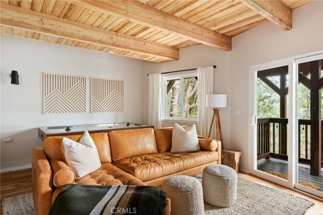 27363 Elmwood Drive, Lake Arrowhead, CA 92352