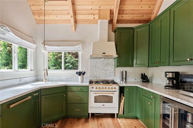 27363 Elmwood Drive, Lake Arrowhead, CA 92352