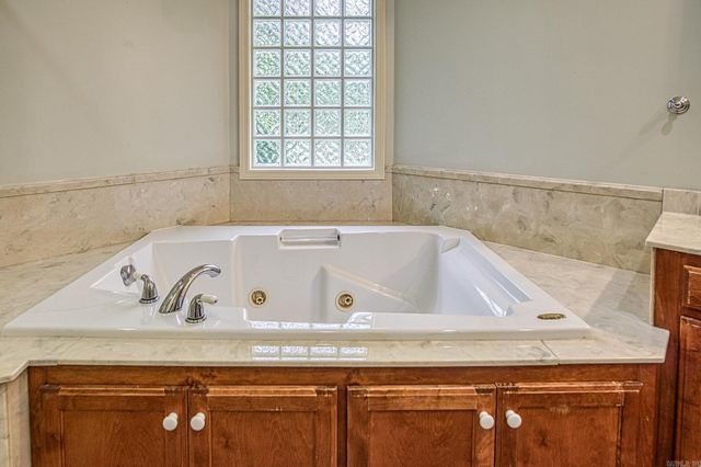 3 Excelso Lane, Hot Springs Village, AR 71909