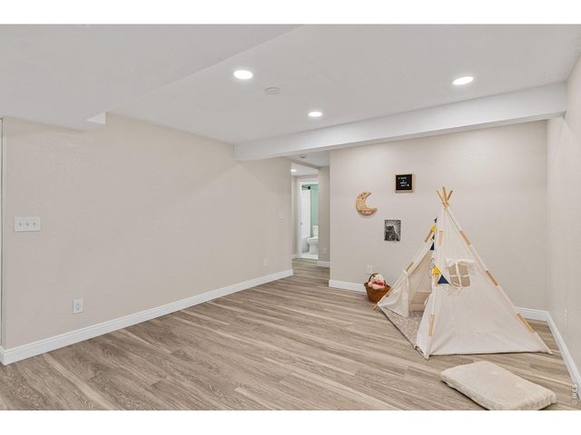 9712 Queenscliffe Dr, Highlands Ranch, CO 80130