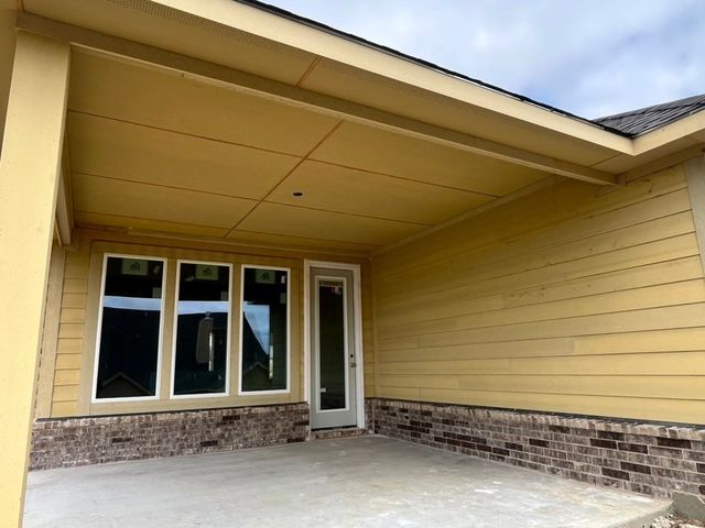 1008 Elmstead Drive, Fort Worth, TX 76108