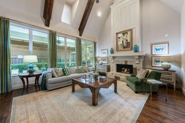 640 Clearwater Drive, Irving, TX 75039